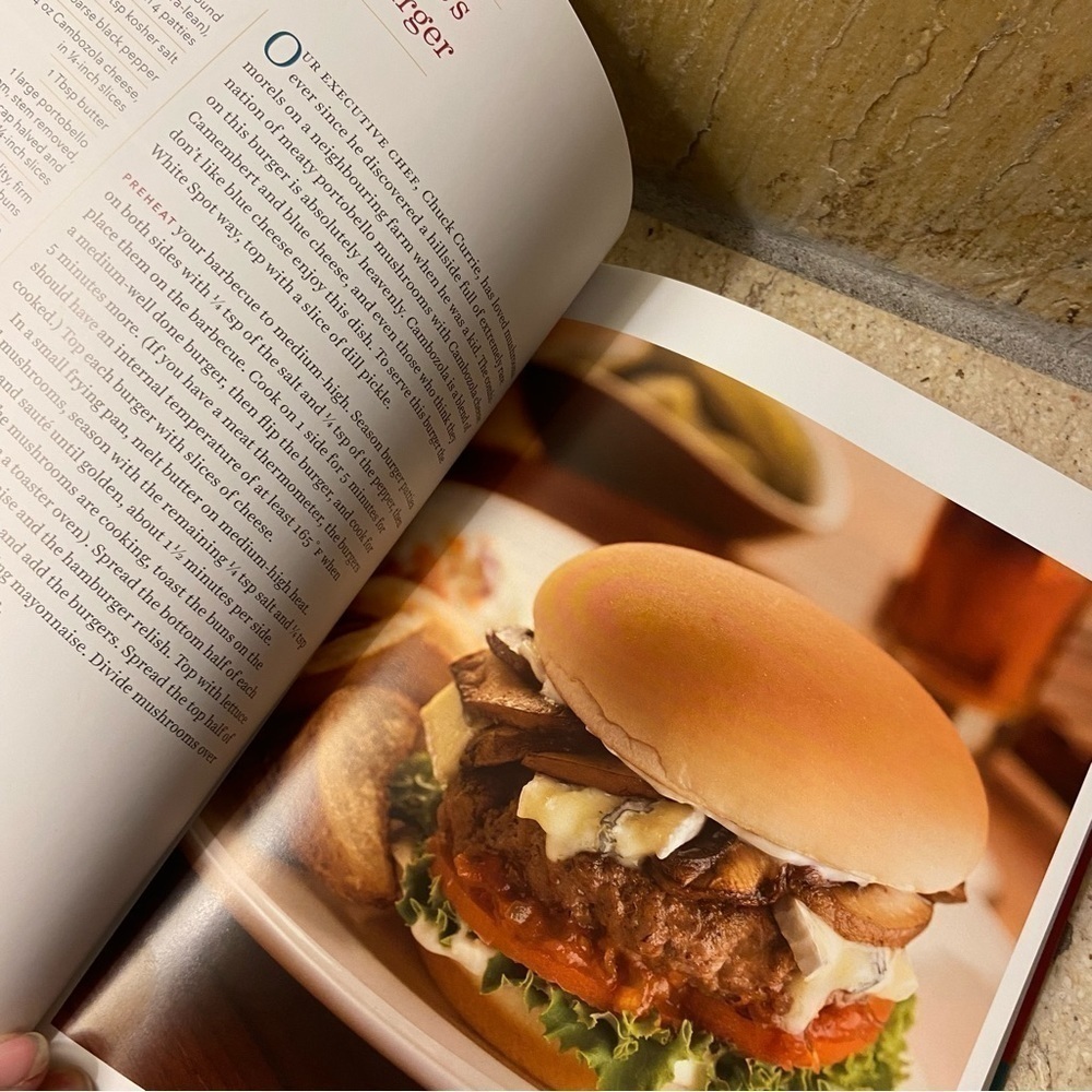 White Spot recipe book: classic Canadian restaurant with guest favourite recipes - Picture 5 of 12